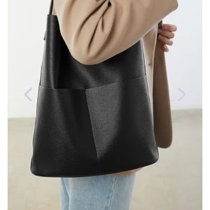 NWOT oak + fort black tote bag